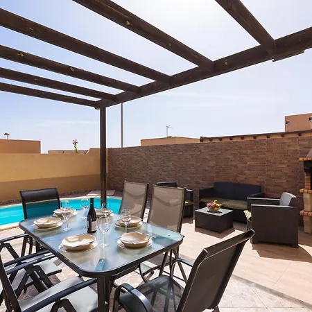 Home2book Charming Ely Pool & Wifi Lajares