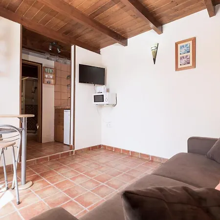Villa Home2book Charming Ely Pool & Wifi *